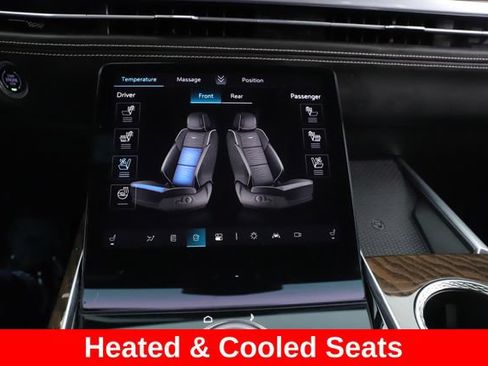 Used 2025 Cadillac Escalade Sport Platinum w/ LPO, Floor Liner Package AWD/4WD image 4