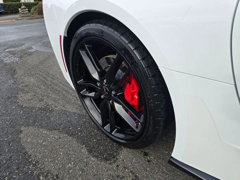 Used 2019 Chevrolet Corvette Stingray Coupe w/ Battery Protection Package image 16