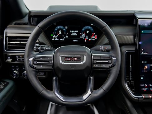 Used 2025 GMC Yukon AT4 w/ AT4 Premium Plus Package image 42