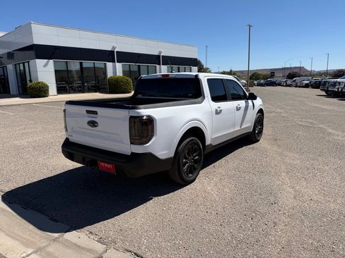 Used 2024 Ford Maverick Lariat w/ Black Appearance Package FWD image 5
