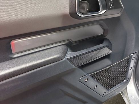 Used 2024 Ford Bronco Big Bend image 11