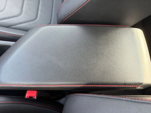 Used 2025 Volkswagen Jetta GLI Autobahn FWD image 30