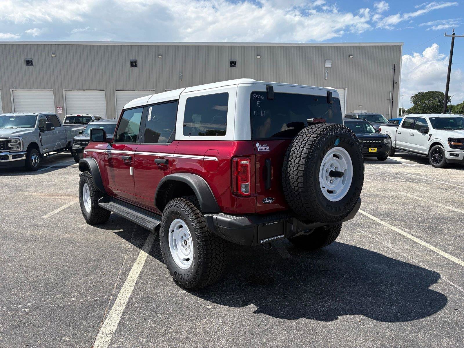 New 2026 Ford Bronco Heritage Edition AWD/4WD image 3