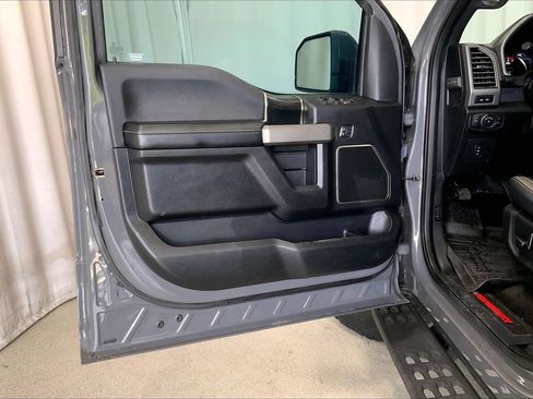 Used 2018 Ford F150 Raptor w/ Equipment Group 802A Luxury AWD/4WD image 21