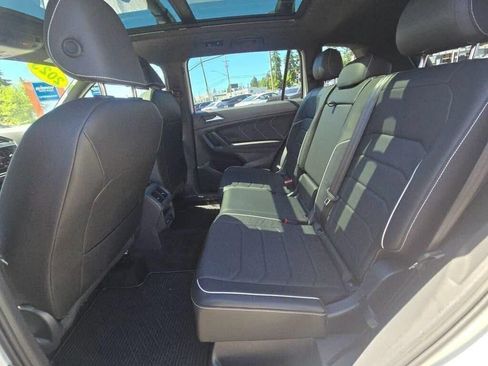 Used 2023 Volkswagen Tiguan SEL R-Line AWD/4WD image 12