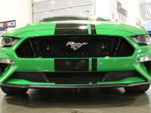 Used 2019 Ford Mustang GT RWD image 28