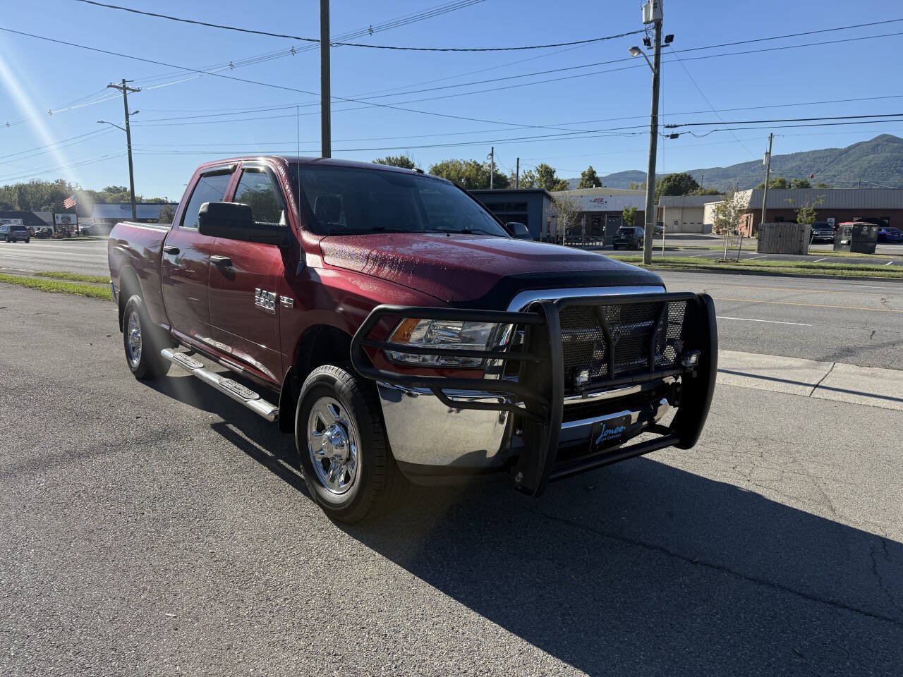 Used 2014 RAM 2500 Tradesman w/ Chrome Appearance Group AWD/4WD image 4