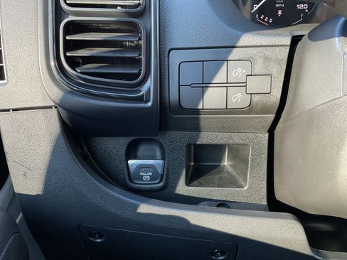 Used 2025 RAM ProMaster 1500 w/ Power Group image 19