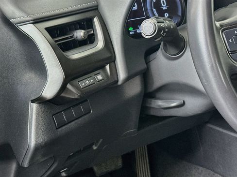 Used 2020 Lexus UX 250h AWD/4WD image 16
