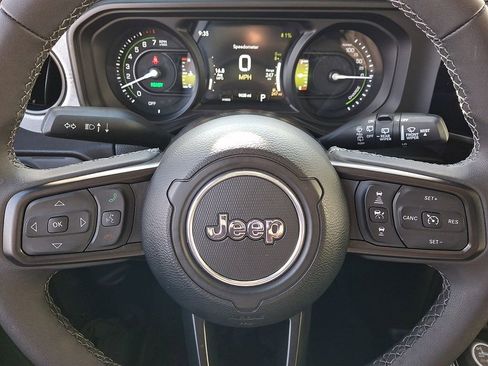 Used 2025 Jeep Wrangler Willys 4xe image 22