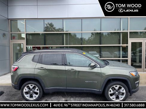 Used 2019 Jeep Compass Limited AWD/4WD image 1