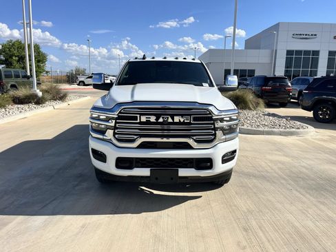 Used 2026 RAM 2500 Laramie AWD/4WD image 8