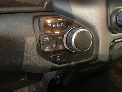 Used 2022 RAM 1500 Big Horn AWD/4WD image 27