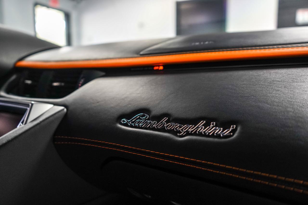Used 2018 Lamborghini Aventador S AWD/4WD image 24