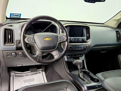 Used 2019 Chevrolet Colorado Z71 AWD/4WD image 11