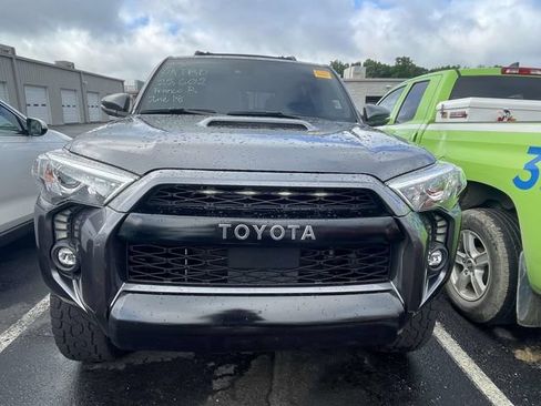 Used 2023 Toyota 4Runner TRD Off-Road Premium w/ Moonroof Package AWD/4WD image 4