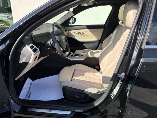 Certified 2025 BMW 330i xDrive Sedan w/ Premium Package AWD/4WD image 10