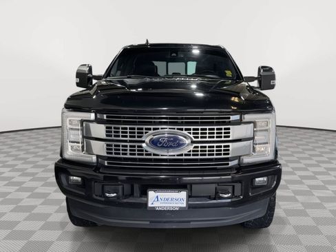 Used 2019 Ford F250 Platinum w/ Platinum Ultimate Package AWD/4WD image 4