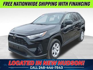 Used 2024 Toyota RAV4 LE video 1
