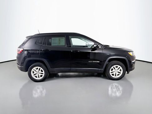 Used 2018 Jeep Compass Sport w/ Tech Group image 8