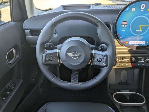 New 2026 MINI Cooper 4-Door Hardtop FWD image 12