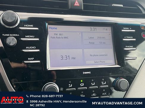 Used 2020 Toyota Camry LE w/ Convenience Package image 10