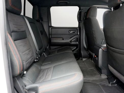 Used 2023 Nissan Frontier PRO-4X w/ Pro Convenience Package AWD/4WD image 12
