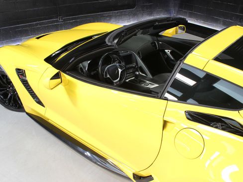 Used 2017 Chevrolet Corvette Z06 image 24