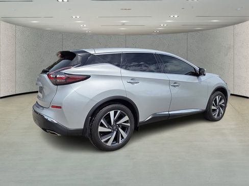 Used 2024 Nissan Murano SL image 3