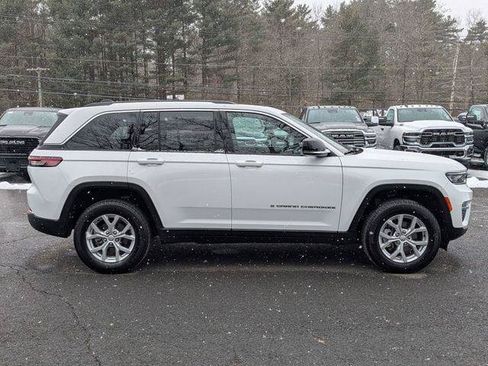 Certified 2023 Jeep Grand Cherokee Limited AWD/4WD image 4