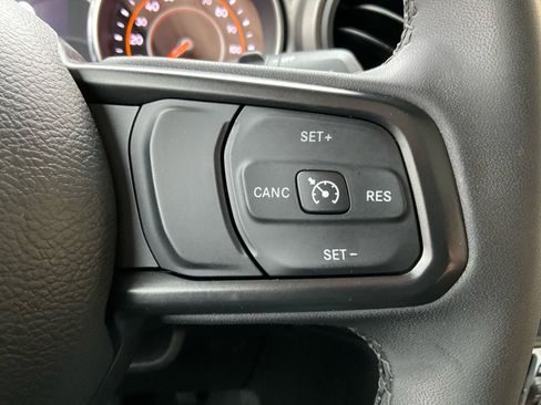 Used 2023 Jeep Wrangler Unlimited Sport image 18