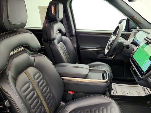 Used 2024 Rivian R1S Adventure AWD/4WD image 26