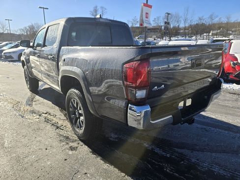 Certified 2023 Toyota Tacoma SR5 image 5