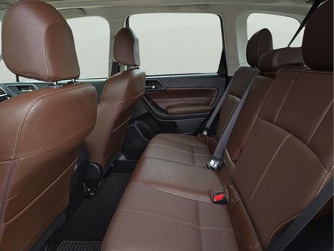 Used 2018 Subaru Forester 2.5i Touring w/ Popular Package #2 image 10