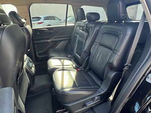 Used 2020 Lincoln Aviator Reserve w/ Equipment Group 201A image 36