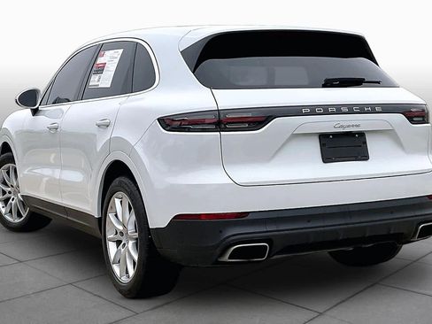 Used 2023 Porsche Cayenne image 11
