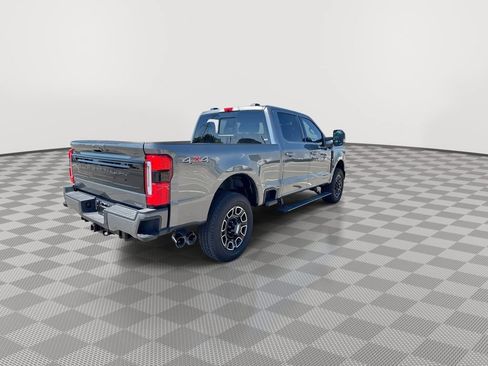 Used 2026 Ford F250 Platinum AWD/4WD image 11
