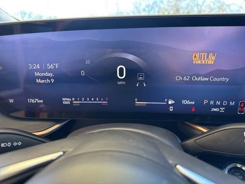 Used 2025 Buick Envision Sport Touring image 18