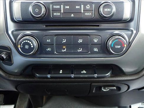 Used 2019 Chevrolet Silverado 2500 LT image 16