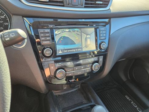 Used 2014 Nissan Rogue SV w/ SV Premium Package AWD/4WD image 27