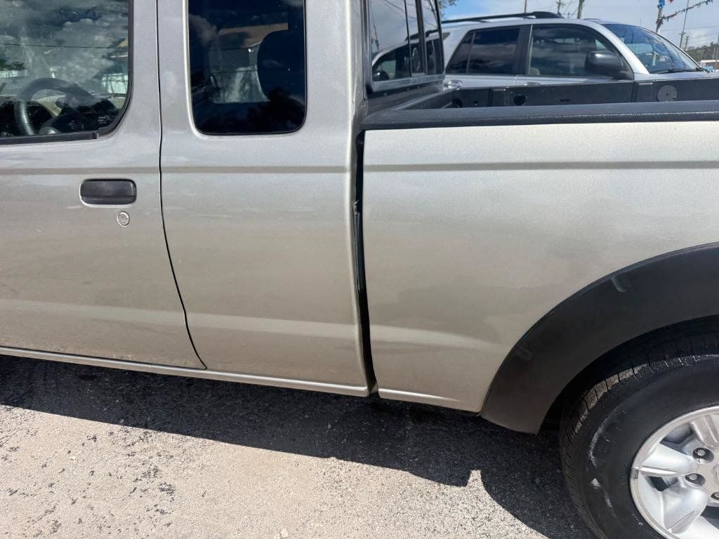 Used 2002 Nissan Frontier XE RWD image 5