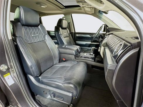 Used 2016 Toyota Tundra Platinum image 28