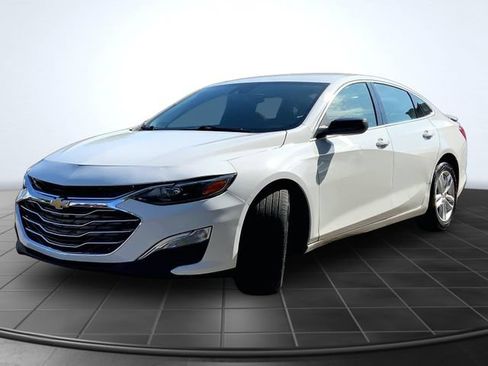 Used 2021 Chevrolet Malibu RS FWD image 4