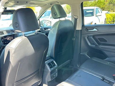 Used 2019 Volkswagen Tiguan SE AWD/4WD image 30