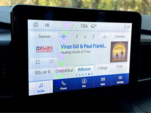 Used 2023 Ford Explorer XLT w/ Equipment Group 202A image 6