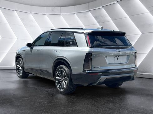 New 2026 Cadillac Vistiq Sport image 4