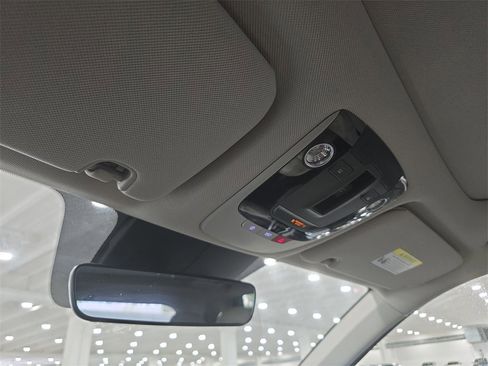 Used 2023 Kia Sorento SX image 25