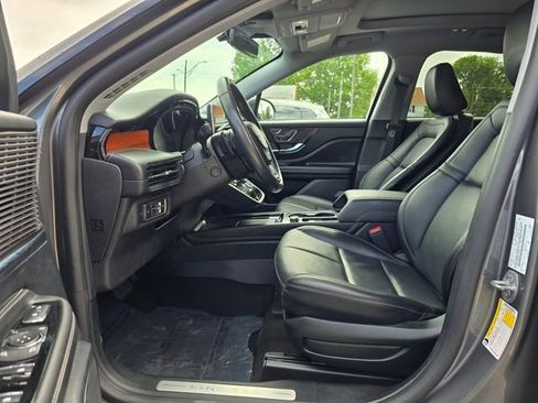 Used 2022 Lincoln Corsair Reserve w/ Equipment Group 201A image 18