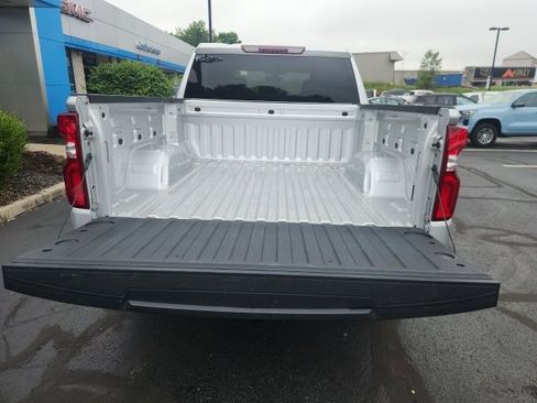 Used 2021 Chevrolet Silverado 1500 RST image 13
