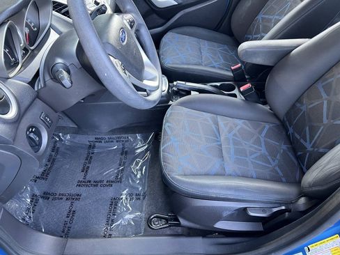 Used 2012 Ford Fiesta SE FWD image 9